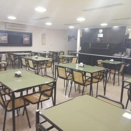 Hotel Americano Pergamino Buitenkant foto
