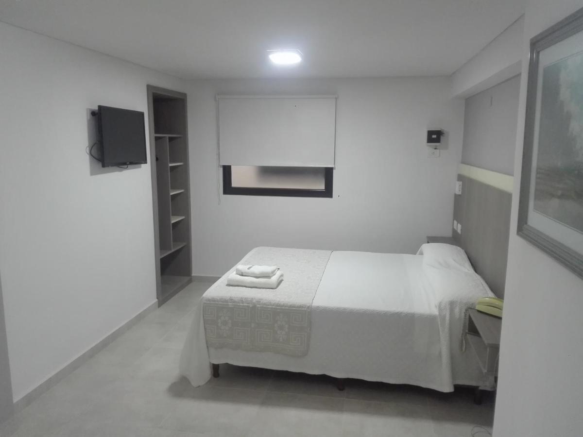 Hotel Americano Pergamino Buitenkant foto